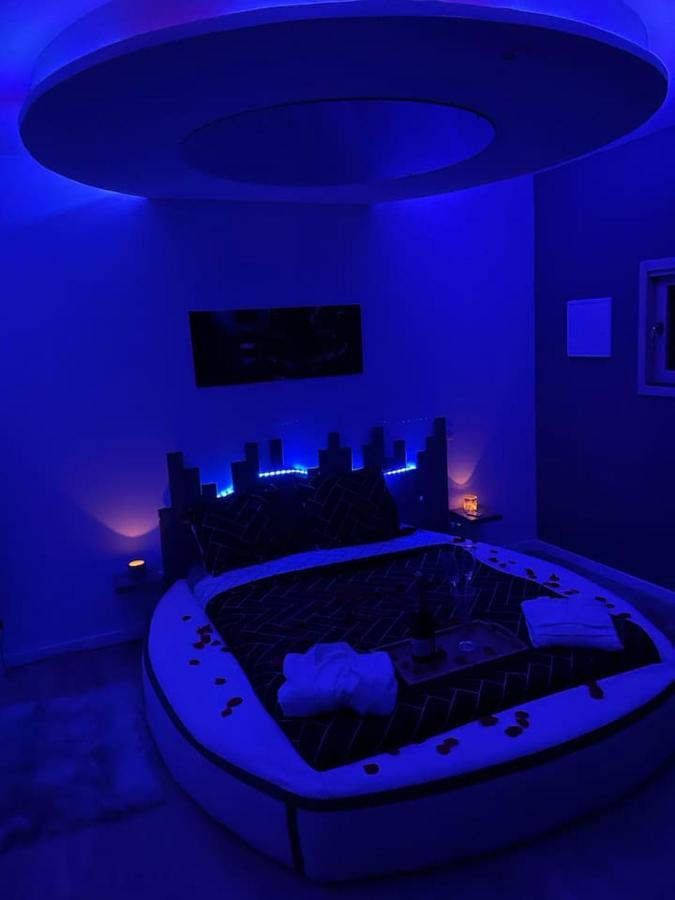 Love Room Gémozac エクステリア 写真