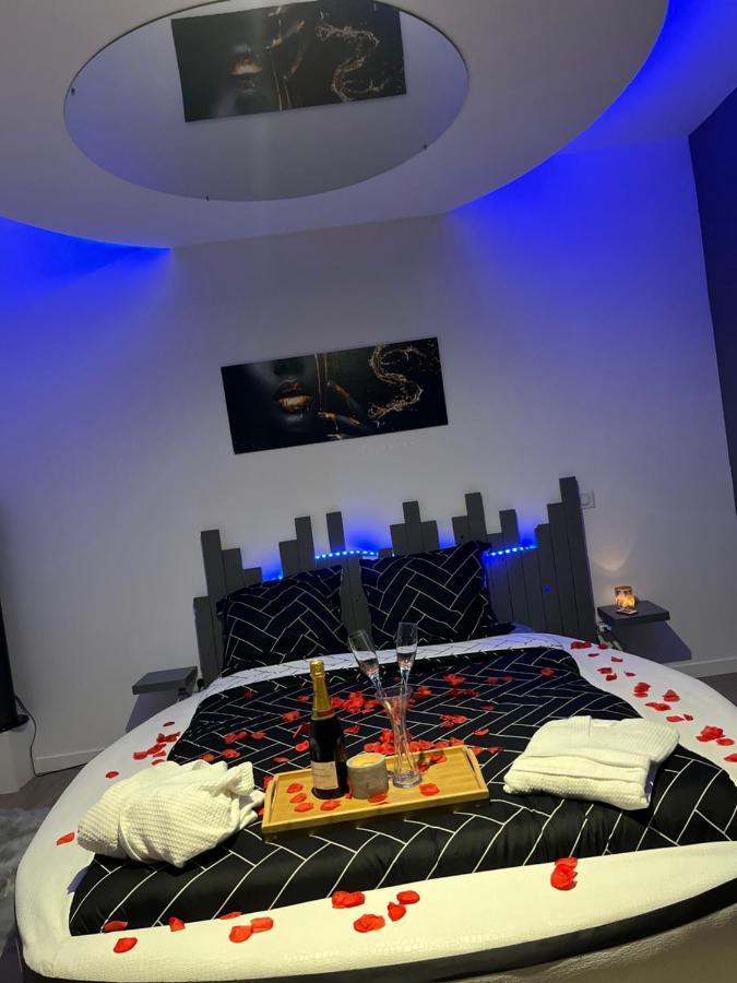 Love Room Gémozac エクステリア 写真